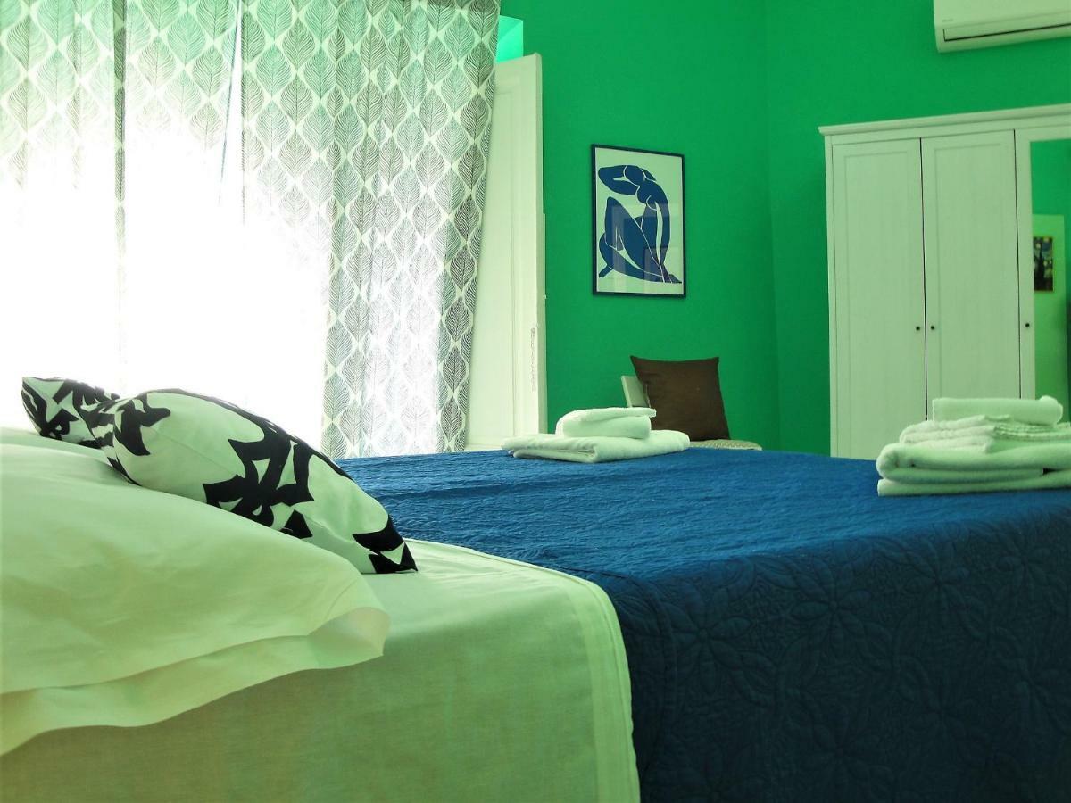 Garibaldi Holiday House Nápoly Kültér fotó